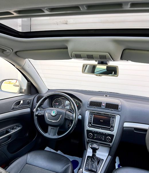 Škoda Octavia (2013) FL COMBI 2.0 TDI DSG 103 KW  - fotka 10 z 36