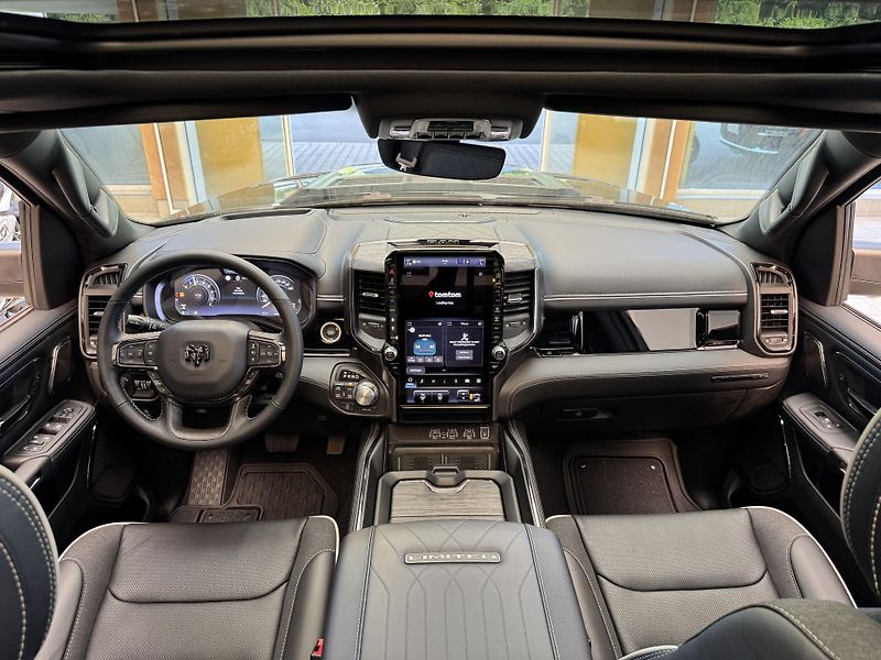 RAM 1500 Limited 3,0 I6 550HP - fotka 25 z 61