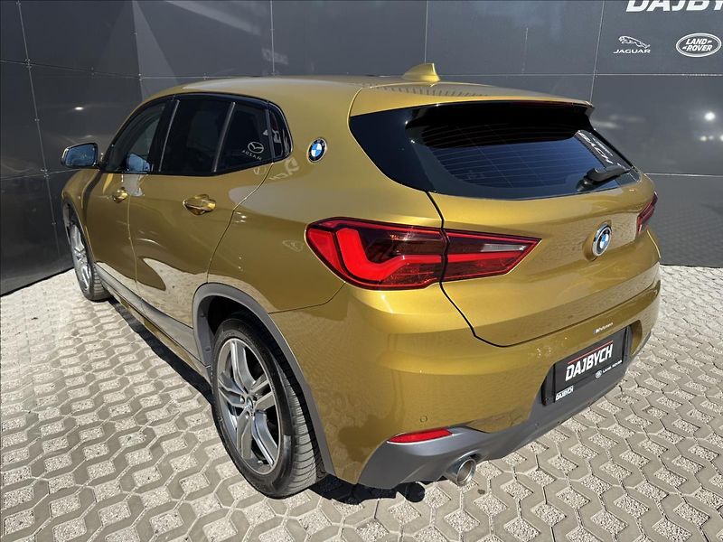 BMW X2 1,5 sDrive 18i M-Sport X DPH - fotka 6 z 30