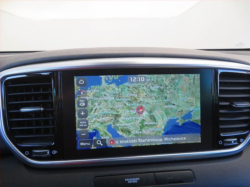 Kia Sportage (2018) GT Line 1.6 T-GDI, 4X4 - fotka 13 z 19
