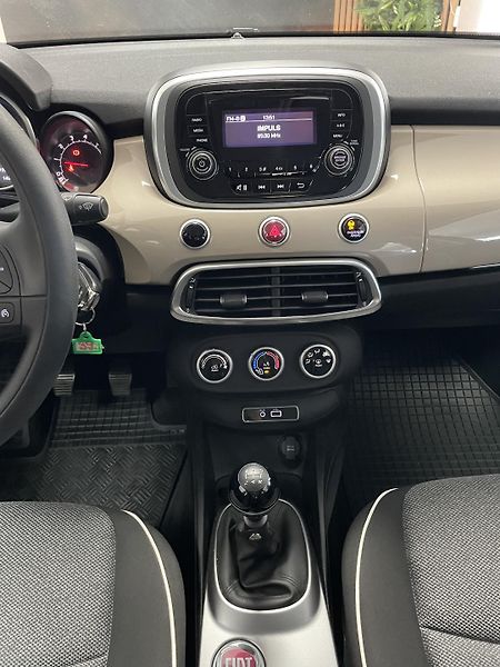 Fiat 500X 1.6 i ČR 1.MAJ.SERVIS 14000 km - fotka 23 z 25