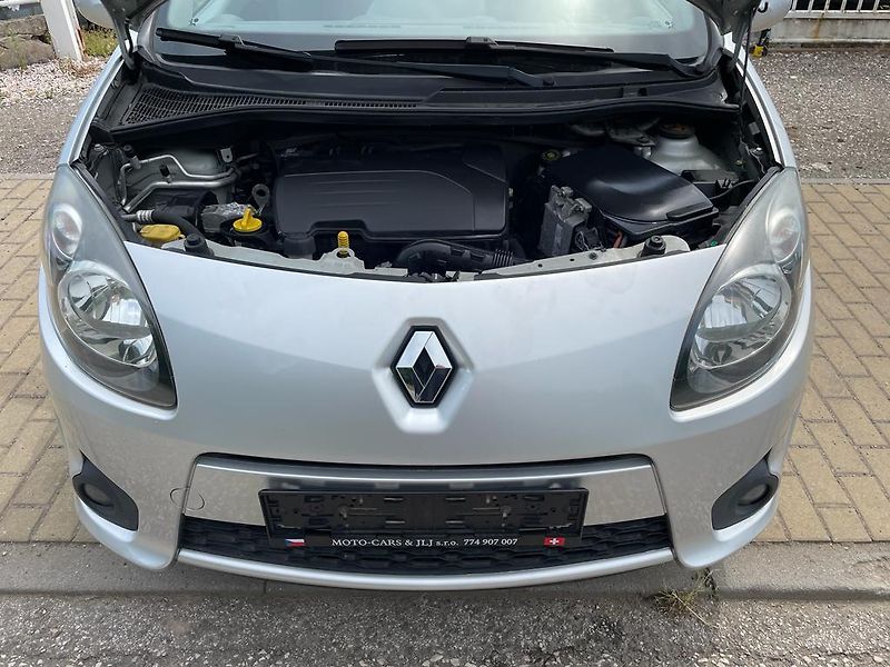 Renault Twingo (2007) 1,2  56KW 91300KM!!! - fotka 29 z 40