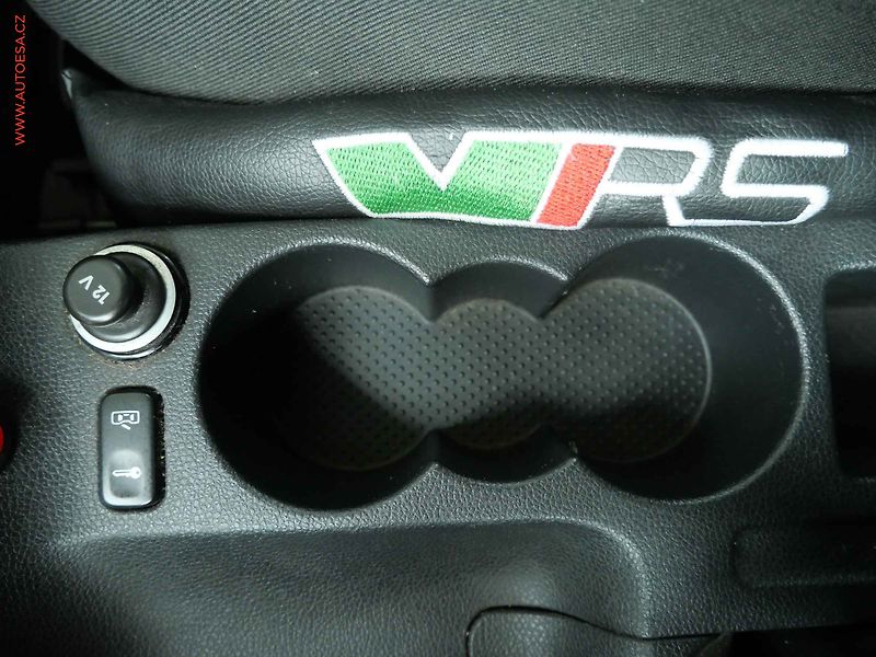Škoda Octavia (2010) 1.2 TSi, ČR, AC, park.asist - fotka 17 z 18