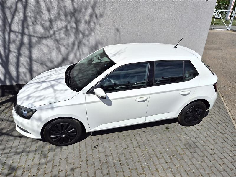 Škoda Fabia 1,0 i III 55Kw Klima,ESP - fotka 2 z 26