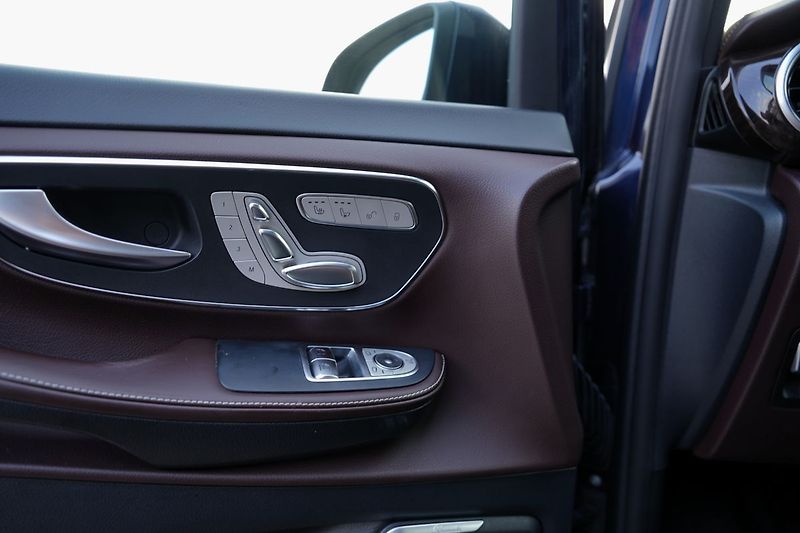Mercedes-Benz Třídy V V250d 4Matic/Extra Long/Edice1 - fotka 17 z 47