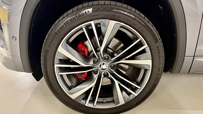 Škoda Kodiaq (2024) RS Challenge TSI 180kW PANO - fotka 48 z 56