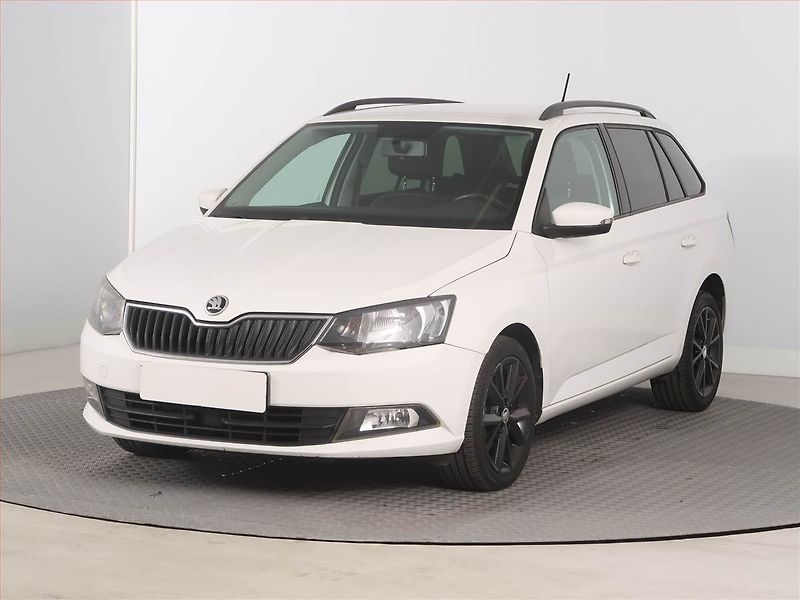 Škoda Fabia (2015) Ambition Plus 1.4 TDI, Automat - fotka 2 z 17