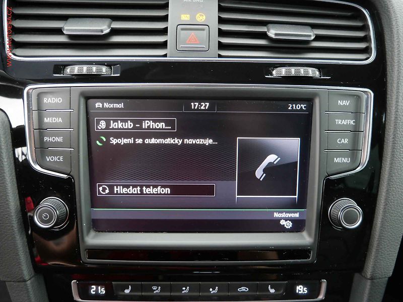 Volkswagen Golf (2014) 2.0TSi 4x4, R, DSG, LED, navi - fotka 21 z 28
