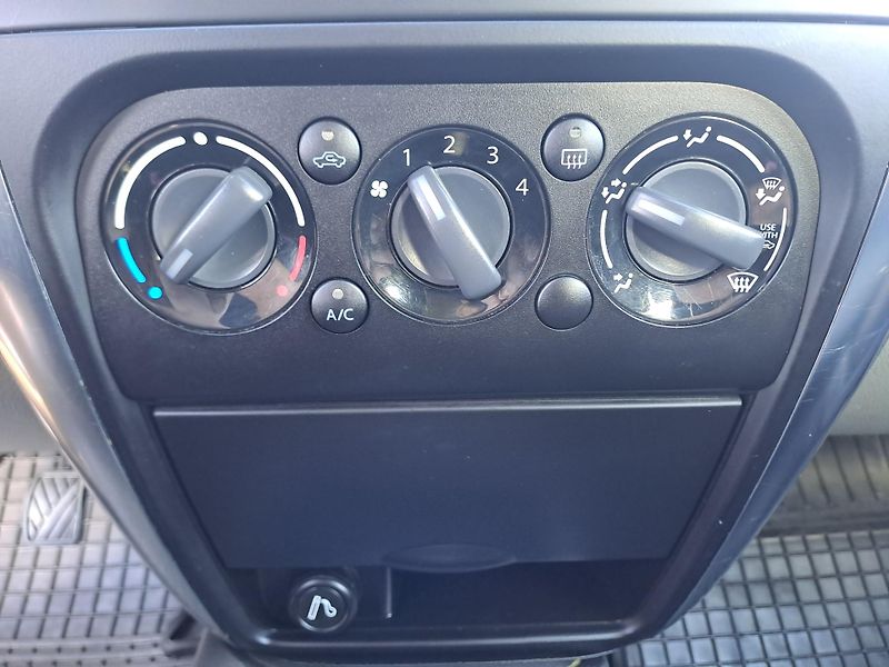 Suzuki SX4 (2008) 1.9 DDiS 2xKOLA, PĚKNÝ STAV - fotka 22 z 33
