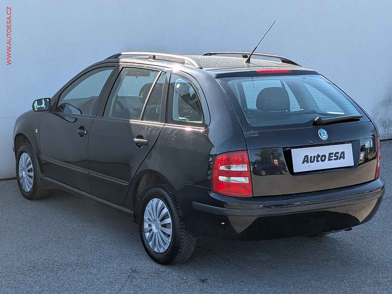 Škoda Fabia (2003) 1.4 16V, AC - fotka 4 z 12