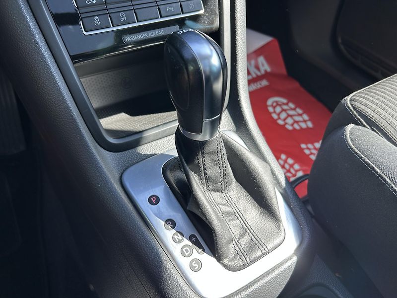Seat Alhambra (2012) 2.0 TDi 125KW DSG - fotka 24 z 29