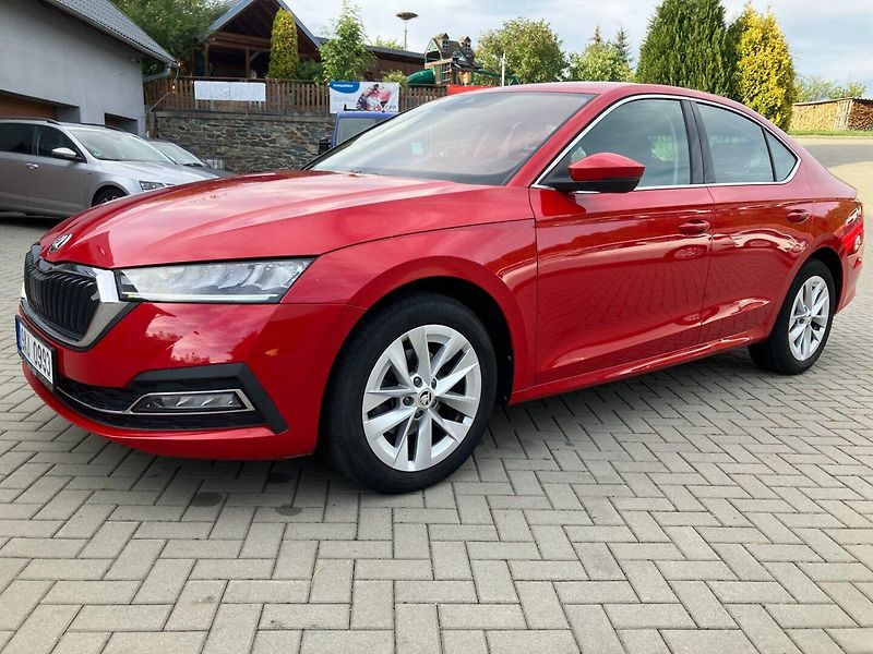 Škoda Octavia (2023) 2.0TDI 110kW STYLE 36TKM - fotka 9 z 27