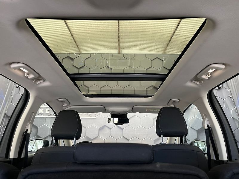 Ford Galaxy EB 140kW AT komplet servis - fotka 39 z 51