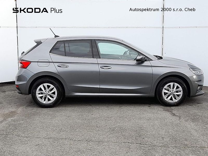 Škoda Fabia Top Selection 1.0 TSI 85kW 6MP - fotka 8 z 20