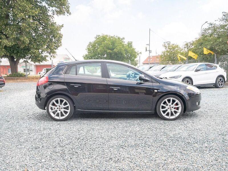 Fiat Bravo (2008) 1.9JTD 110KW SPORT - ROZVODY! - fotka 4 z 39