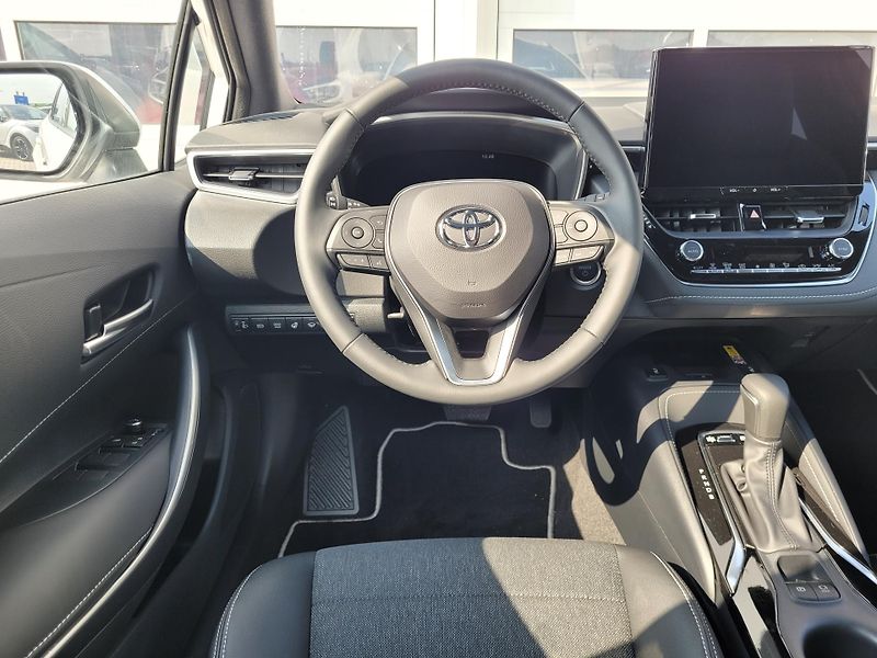 Toyota Corolla (2026) 1.8 hybrid - Style - fotka 14 z 15