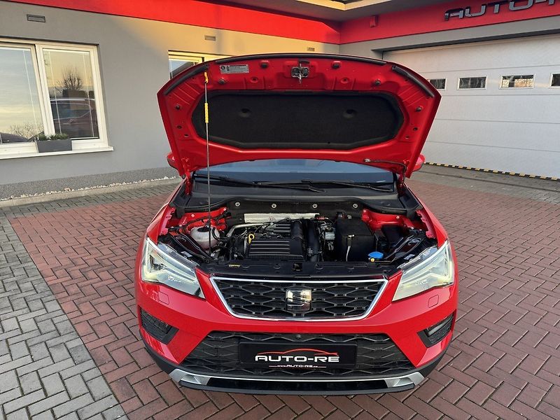 Seat Ateca (2016) 1.4TSi DSG LED Navi Kamera - fotka 31 z 48