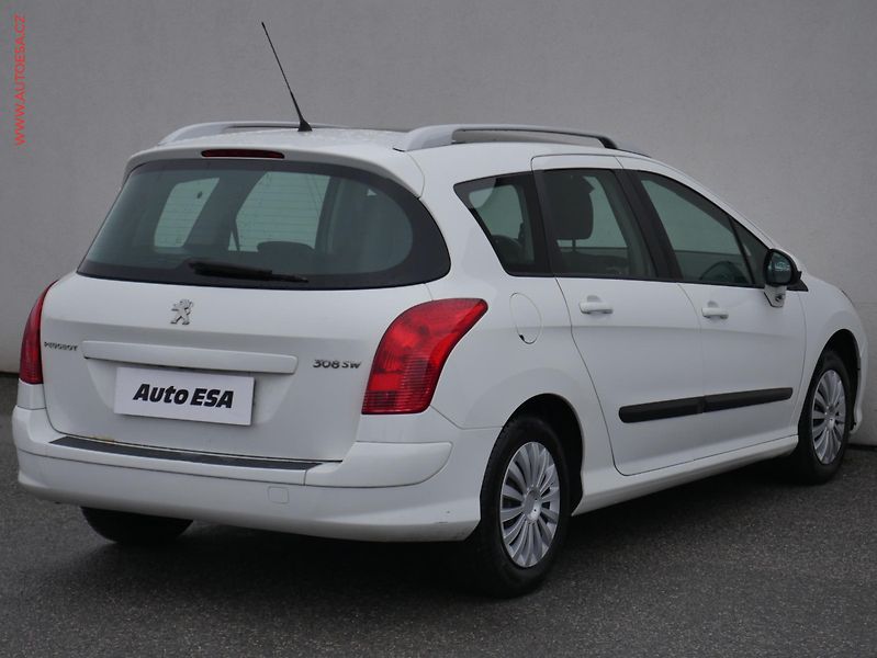 Peugeot 308 (2013) 1.6 HDi, AC, panor - fotka 4 z 18