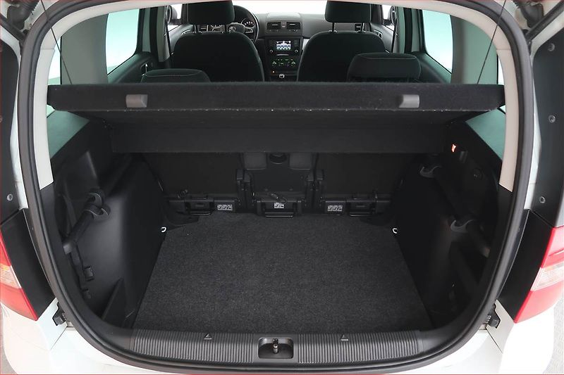 Škoda Yeti (2015) Ambition 2.0 TDI, Serv.kniha - fotka 13 z 19