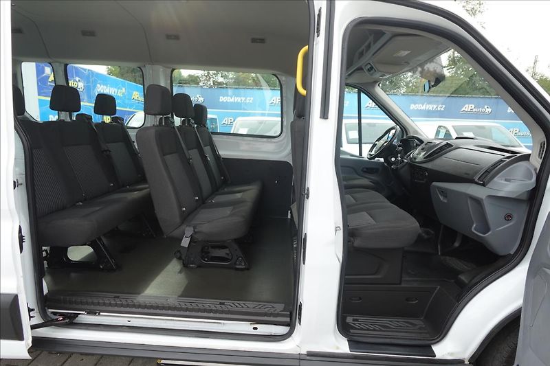 Ford Transit 2,0 TDCi  L3H2 9MÍST KLIMA - fotka 19 z 44