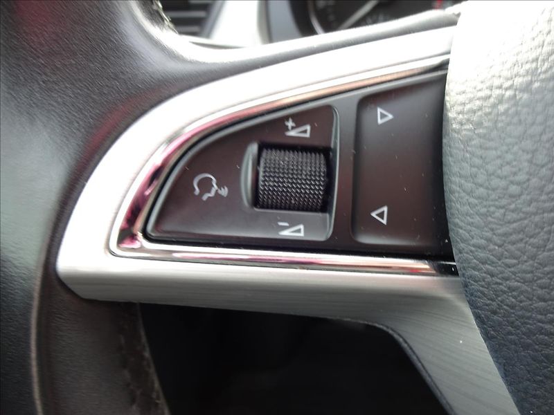 Škoda Rapid 1.2TSI 66kW - fotka 40 z 46