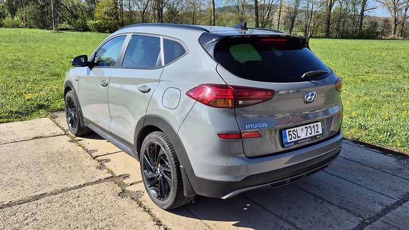 Hyundai Tucson 1.6 CRDi 4x4 N-Line - fotka 4 z 20