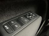 Volvo XC40 2.0 B3 CORE - náhled 25