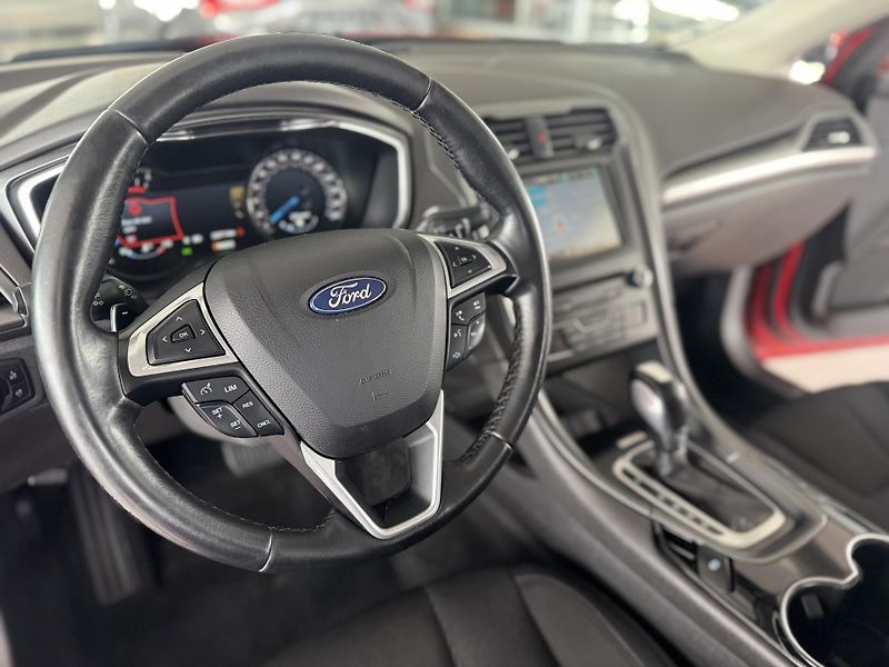 Ford Mondeo 2,0TDCi AUT*Titanium*Tažné - fotka 10 z 33