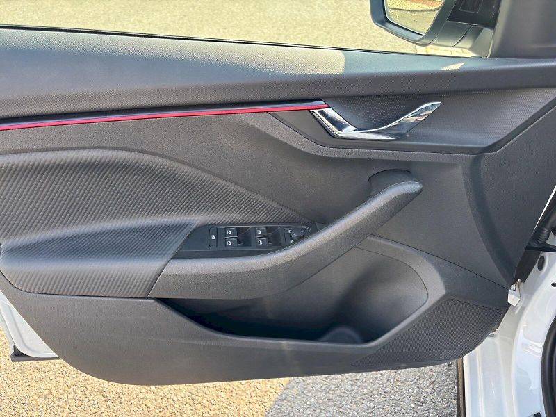 Škoda Scala (2025) Monte Carlo 1.0 TSI 85 kW - fotka 26 z 32