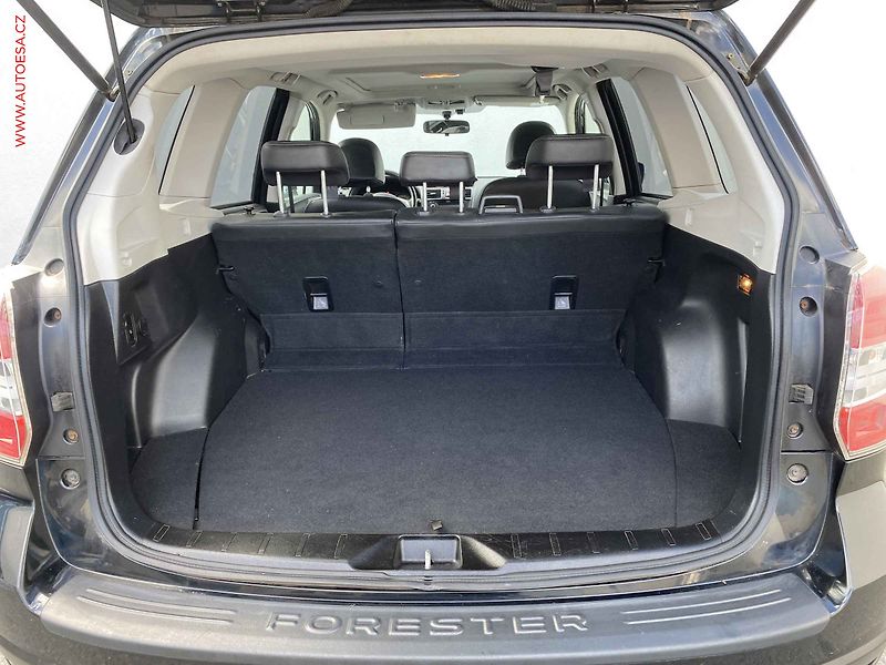 Subaru Forester (2013) 2.0i 4x4, ČR, AT, navi, xenon - fotka 7 z 23