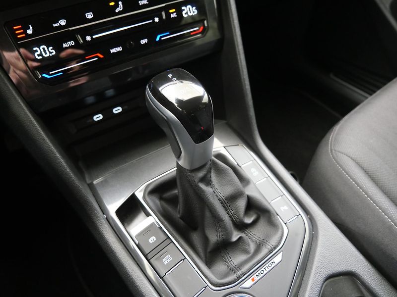 Volkswagen Tiguan Allspace - fotka 19 z 28