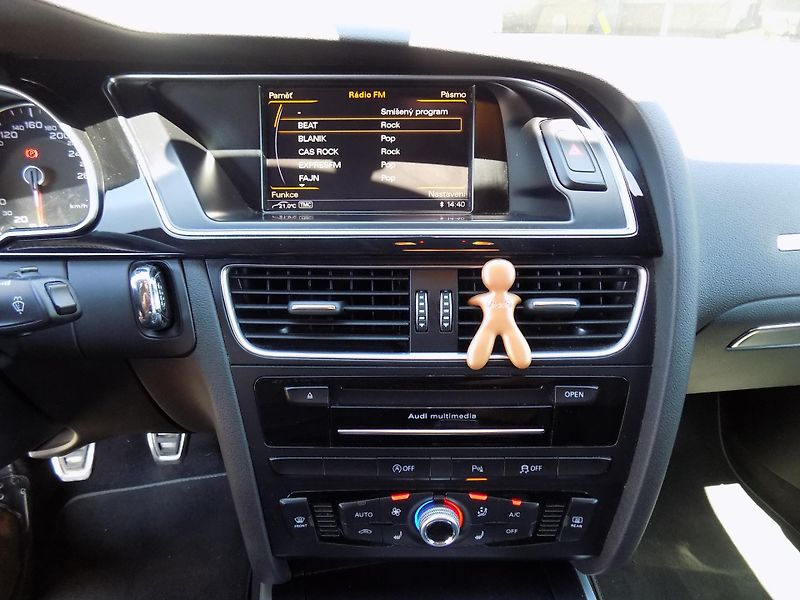 Audi A5 2,0 TDI S-LINE, ALCANTARA, TOP - fotka 33 z 50