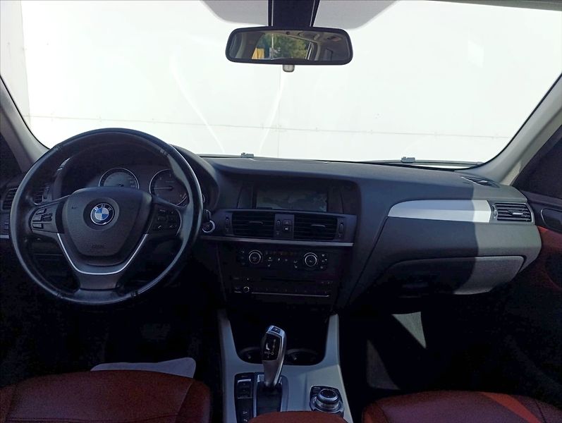 BMW X3 2,0 D X-drive aut. Kůže Bi-xen - fotka 15 z 53