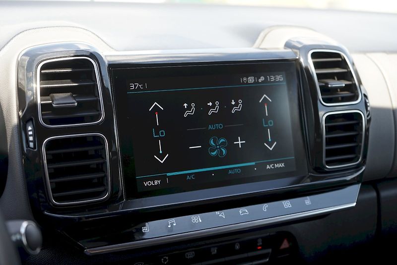 Citroën C5 Aircross (2019) BlueHDI 130 kW EAT8 SHINE - fotka 13 z 28