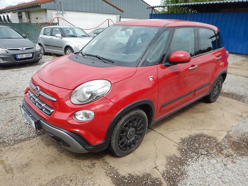 Fiat 500L 1.4i, KLIMA, 70 kW, TAŽNÉ - fotka 2 z 28