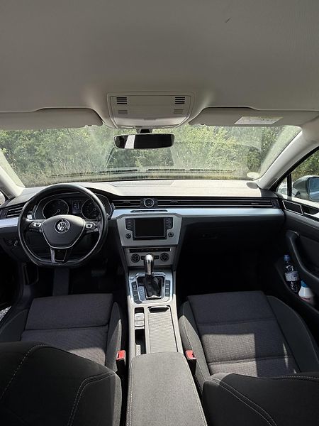 Volkswagen Passat (2015) 1. Majitel, Dovoz, Tažné - fotka 9 z 25