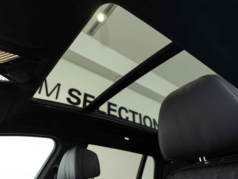 BMW X7 xDrive40i - fotka 21 z 25