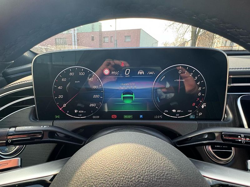 Mercedes-Benz Třídy E E 400 e 4MATIC PHEV demo - fotka 12 z 26