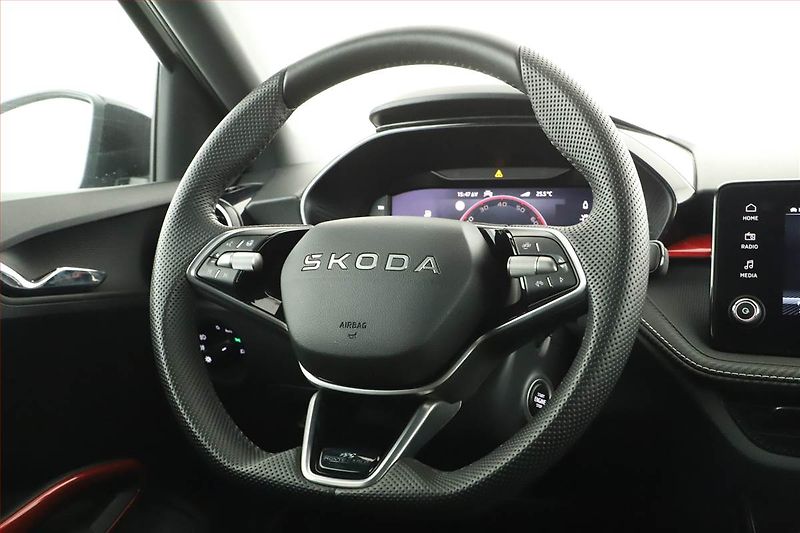 Škoda Fabia (2025) 1.0 TSI, Monte Carlo - fotka 8 z 15