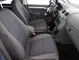 Volkswagen Touran (2011) 1.6 TDI, 7 míst, Tempomat - náhled 7