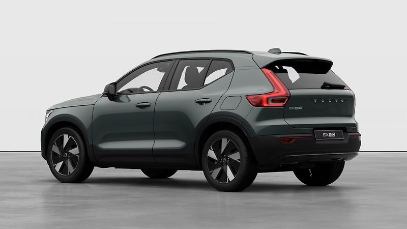 Volvo EX40 (2026) TWIN MOTOR PERFORMANCE AWD PLU - fotka 6 z 6