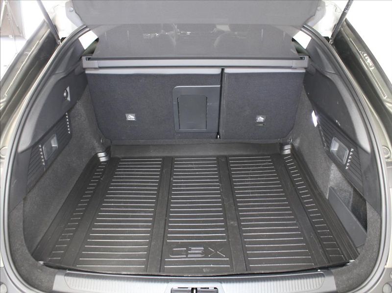 Citroën C5 X 1,6 PT 133kW Shine Záruka ČR - fotka 24 z 25