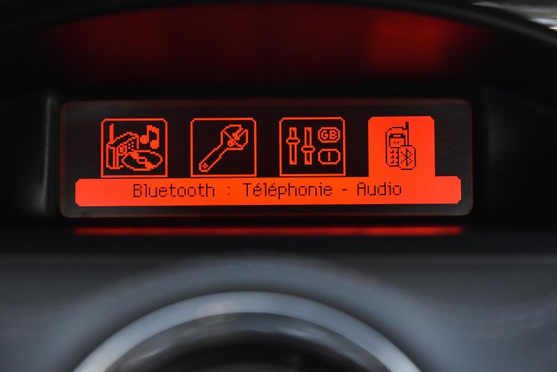 Peugeot RCZ 1.6 T,KŮŽE,VÝHŘEV,TEMP,DKLIMA - fotka 17 z 39