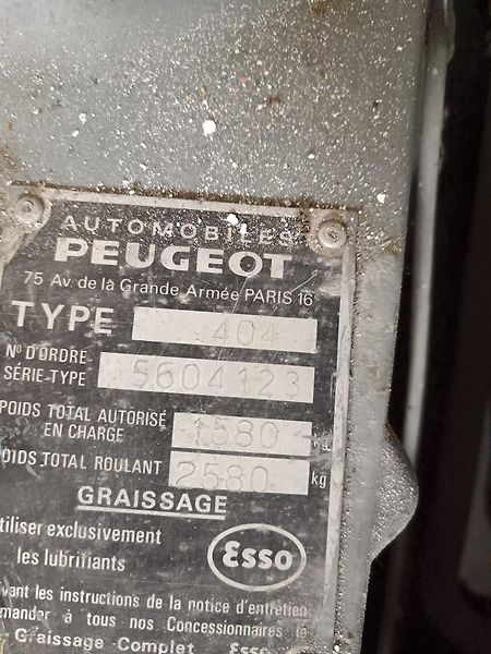 Peugeot Ostatní (1979) 404 - fotka 11 z 12
