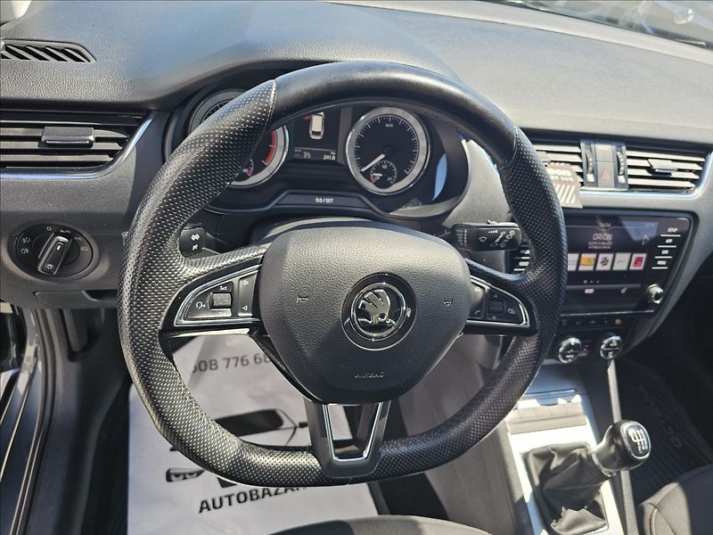 Škoda Octavia III 1,4TSi 110KW Ambition - fotka 12 z 44