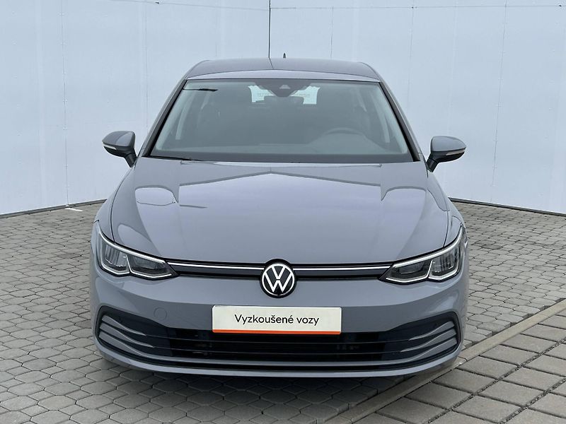 Volkswagen Golf Life 1,0TSi - fotka 4 z 22