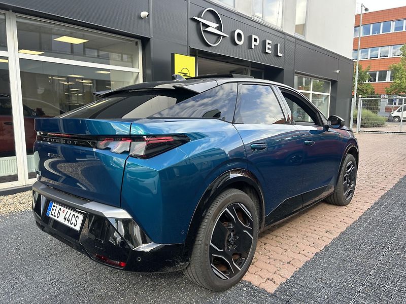 Peugeot 3008 (2024) GT Elektromotor 157 kW (73 kWh - fotka 5 z 16