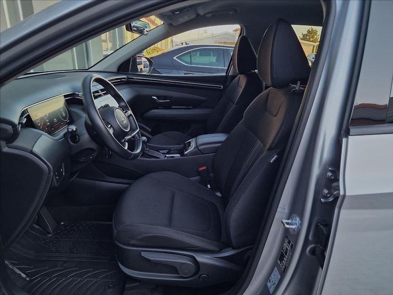Hyundai Tucson 1.6 T-GDI 110kW Smart,ČR,1Maj - fotka 19 z 48