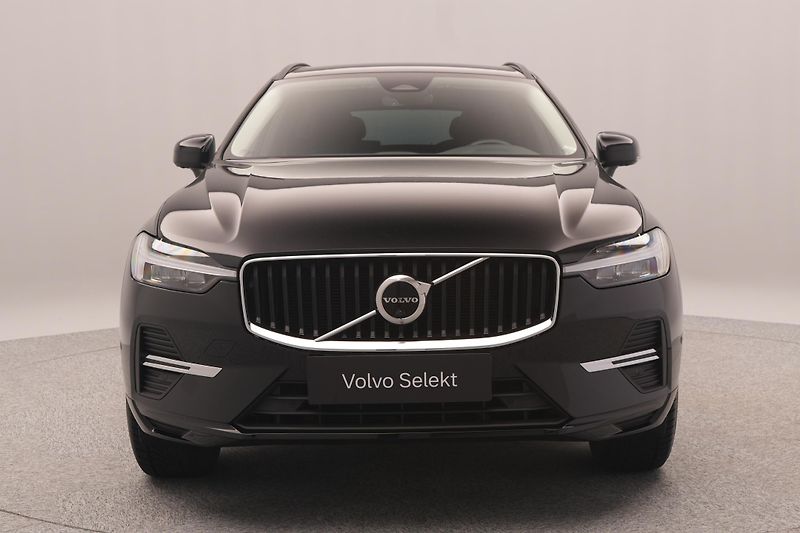 Volvo XC60 B5 AWD CORE CZ AUT 1.MAJ - fotka 15 z 42