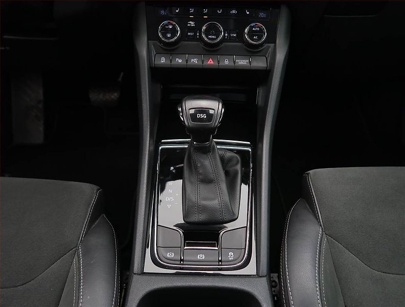 Škoda Kodiaq (2020) Style 1.5 TSI, digi klima - fotka 13 z 27
